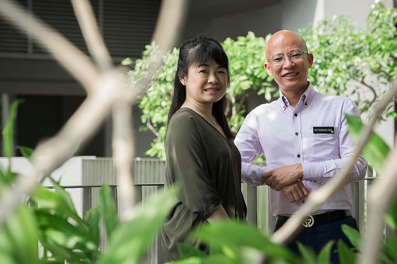 Ms Lai Yoke Ling with Dr Terence Kee 
